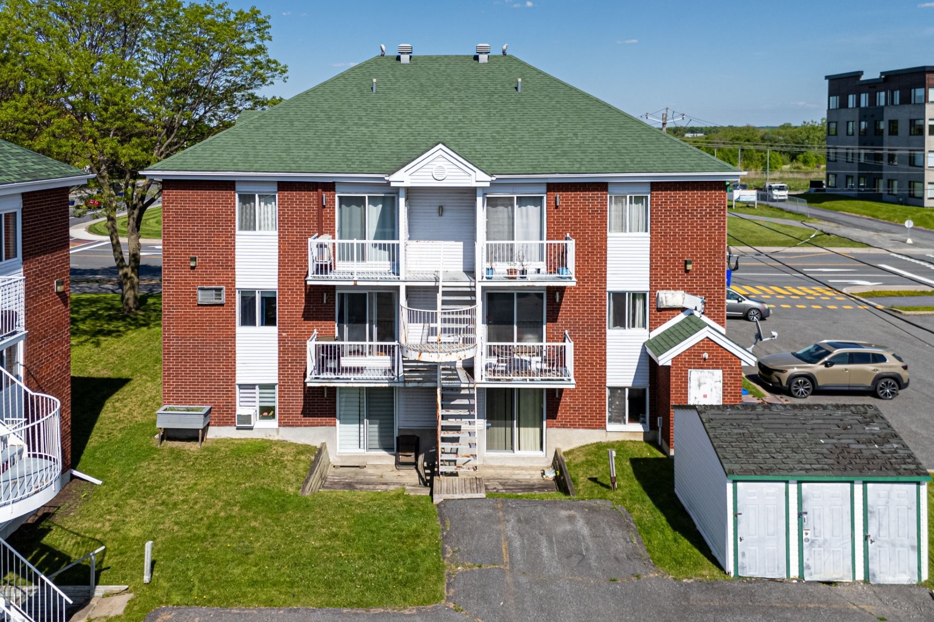 









101


Rue Jules-Phaneuf

, 301,
Varennes,




QC
J3X2E9

