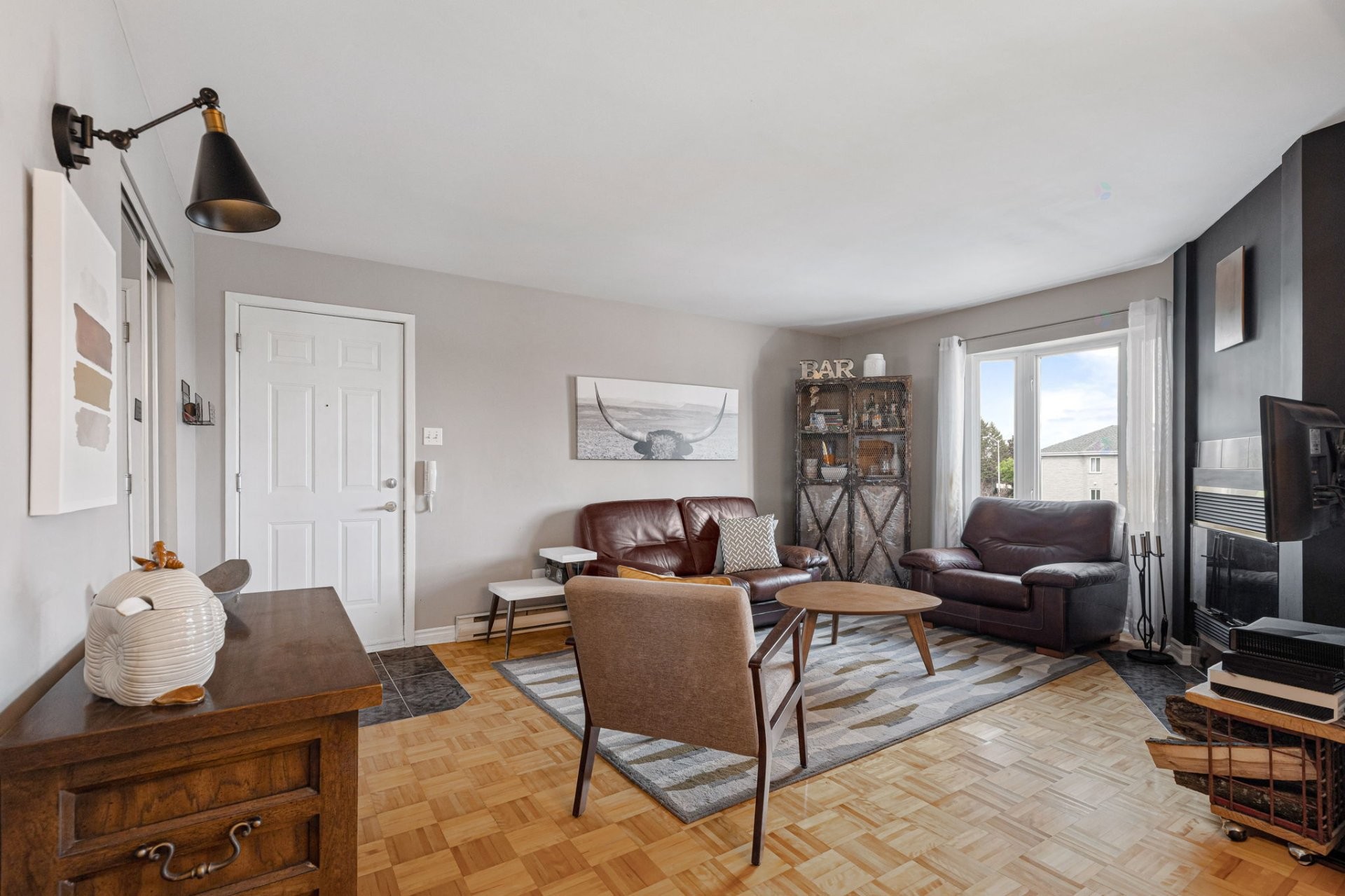 









101


Rue Jules-Phaneuf

, 301,
Varennes,




QC
J3X2E9

