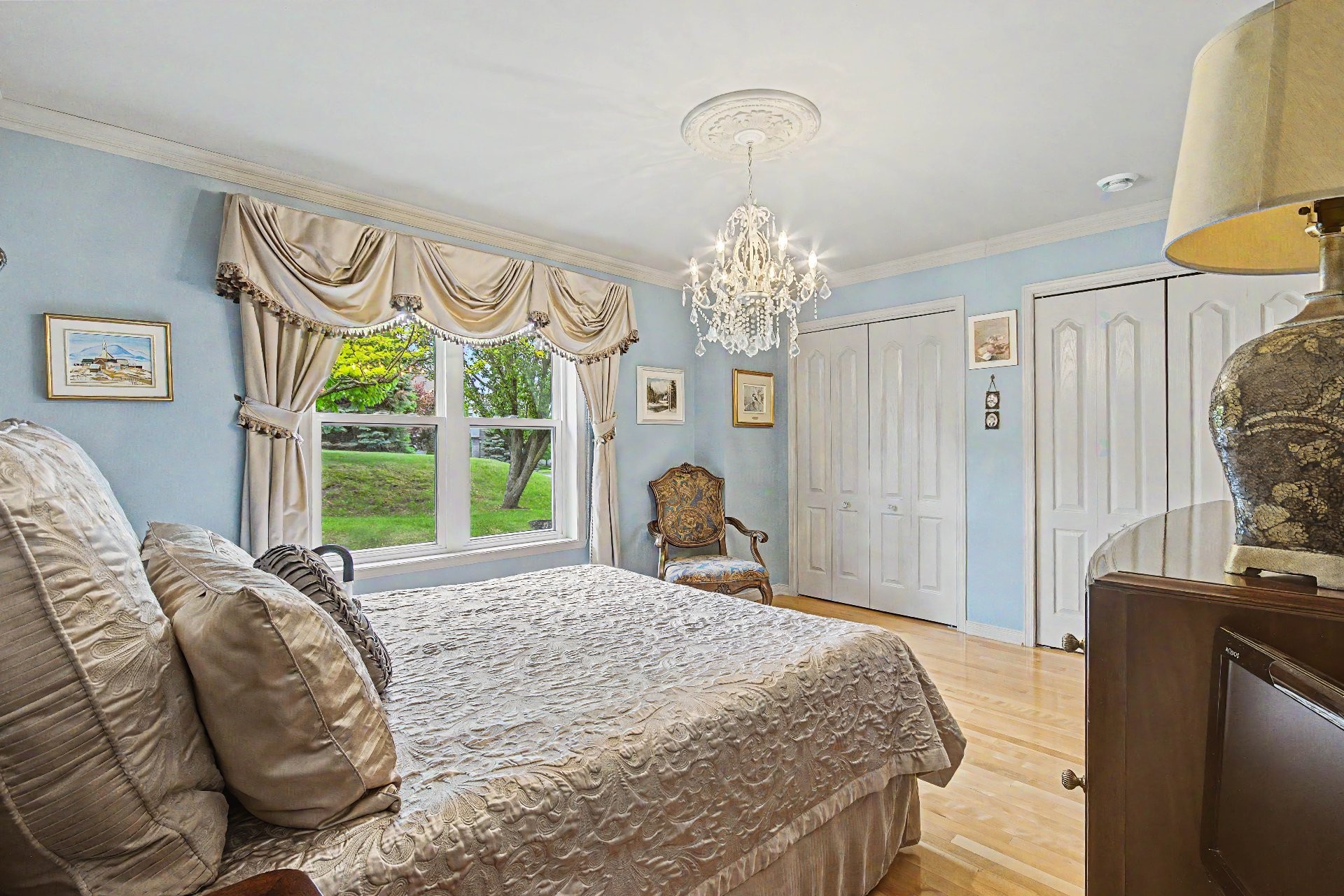









57


Rue du Liseron

, 103,
Sainte-Julie,




QC
J3E3N8

