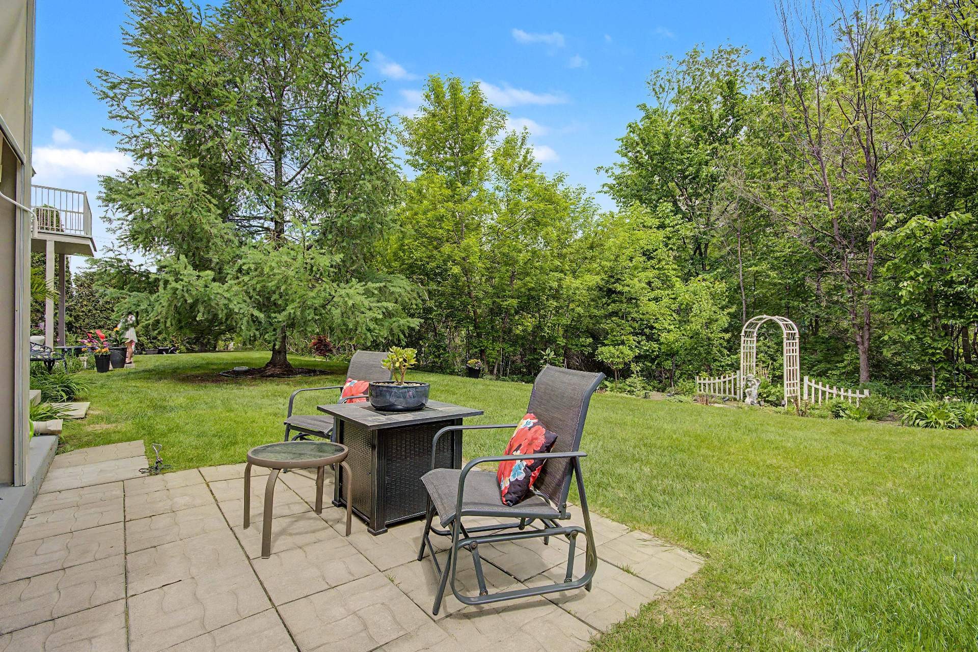









57


Rue du Liseron

, 103,
Sainte-Julie,




QC
J3E3N8

