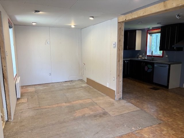 









2


Rue des Érables

,
Saint-André-Avellin,




QC
J0V1W0

