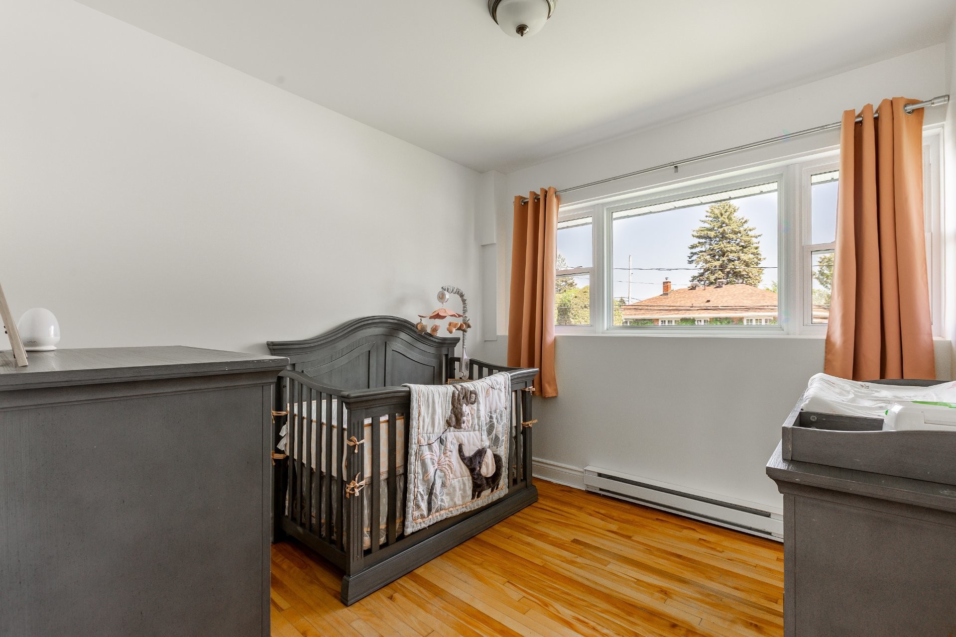 









70


Rue de la Loire

,
Repentigny (Repentigny),




QC
J6A5B3

