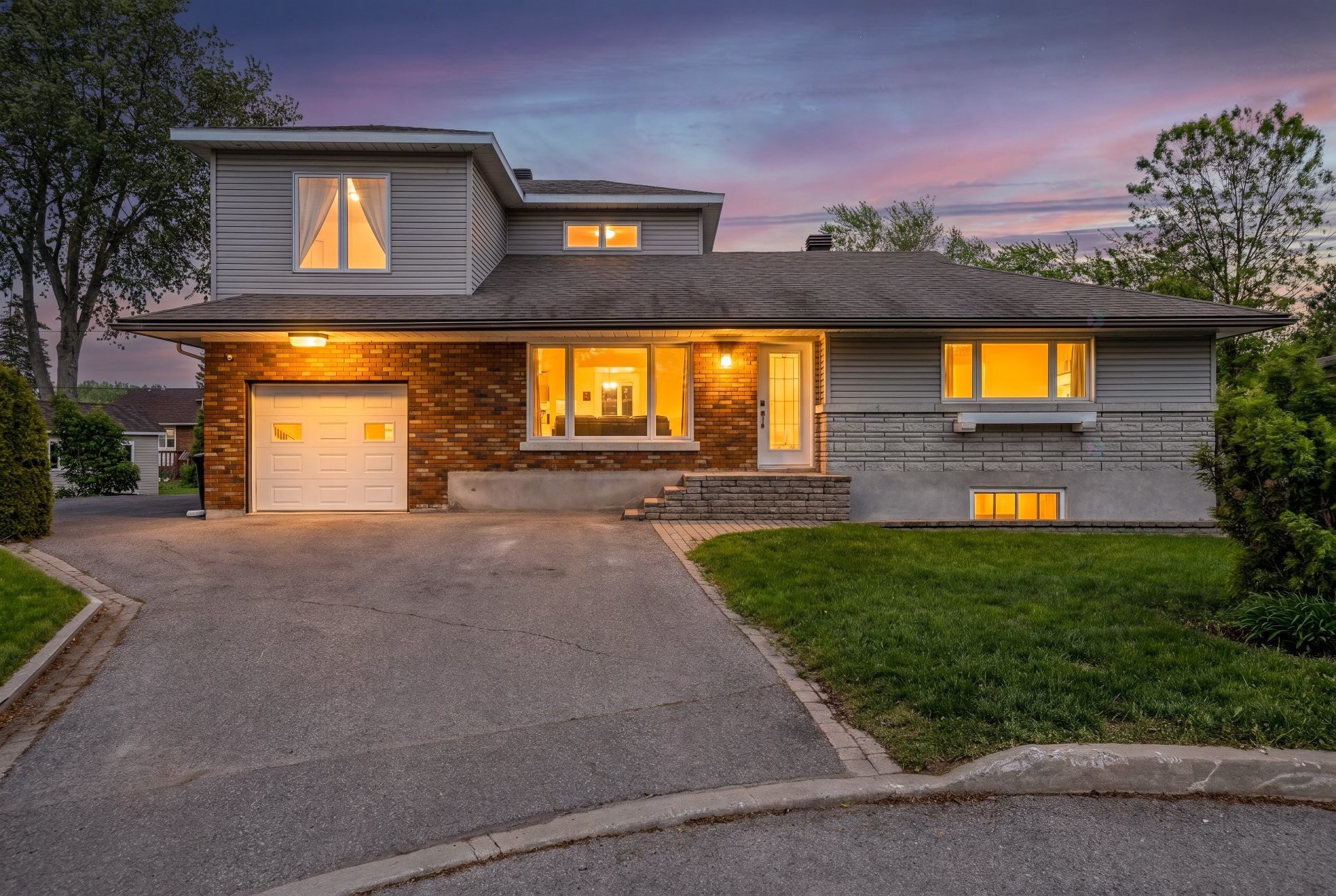 









70


Rue de la Loire

,
Repentigny (Repentigny),




QC
J6A5B3

