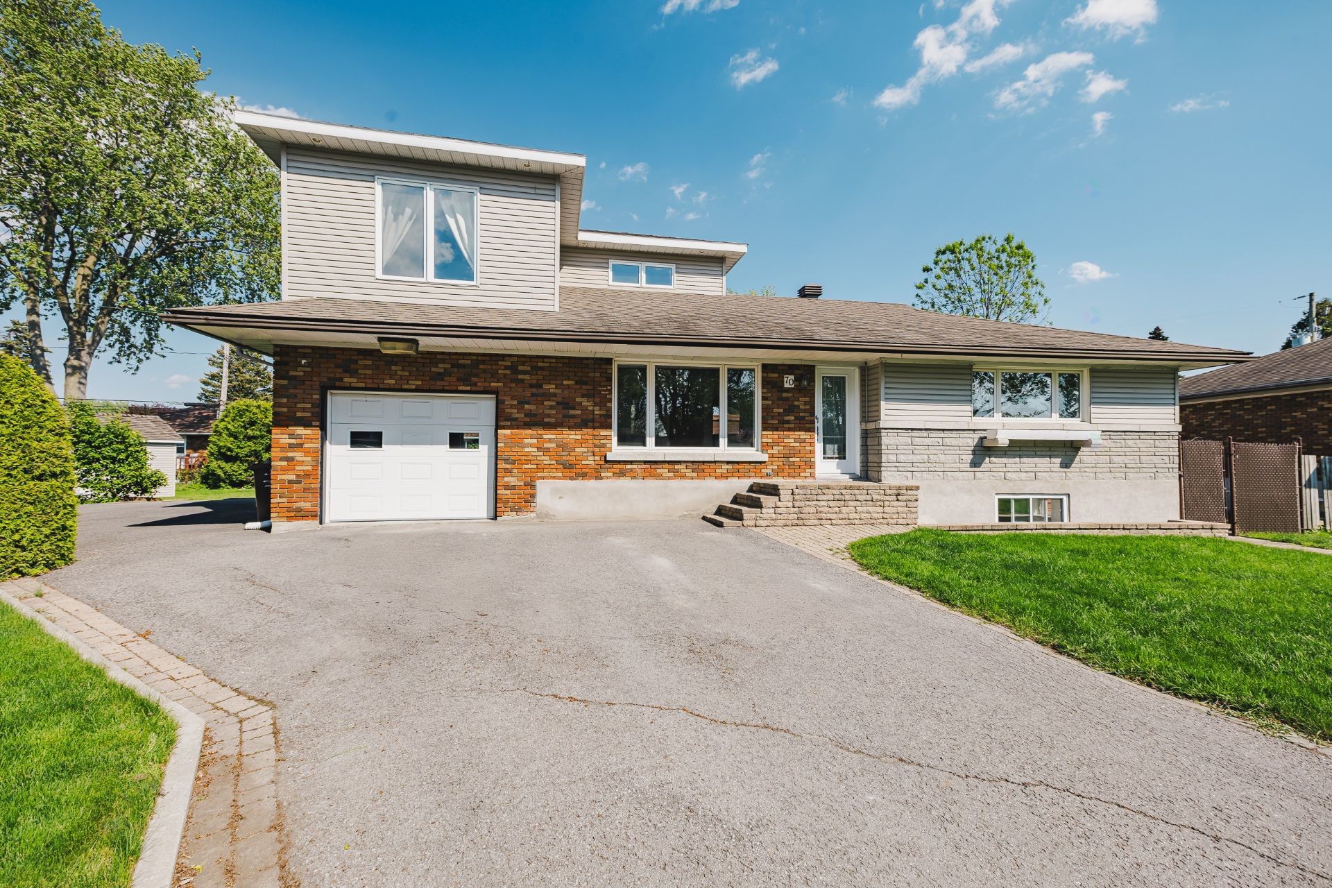 









70


Rue de la Loire

,
Repentigny (Repentigny),




QC
J6A5B3

