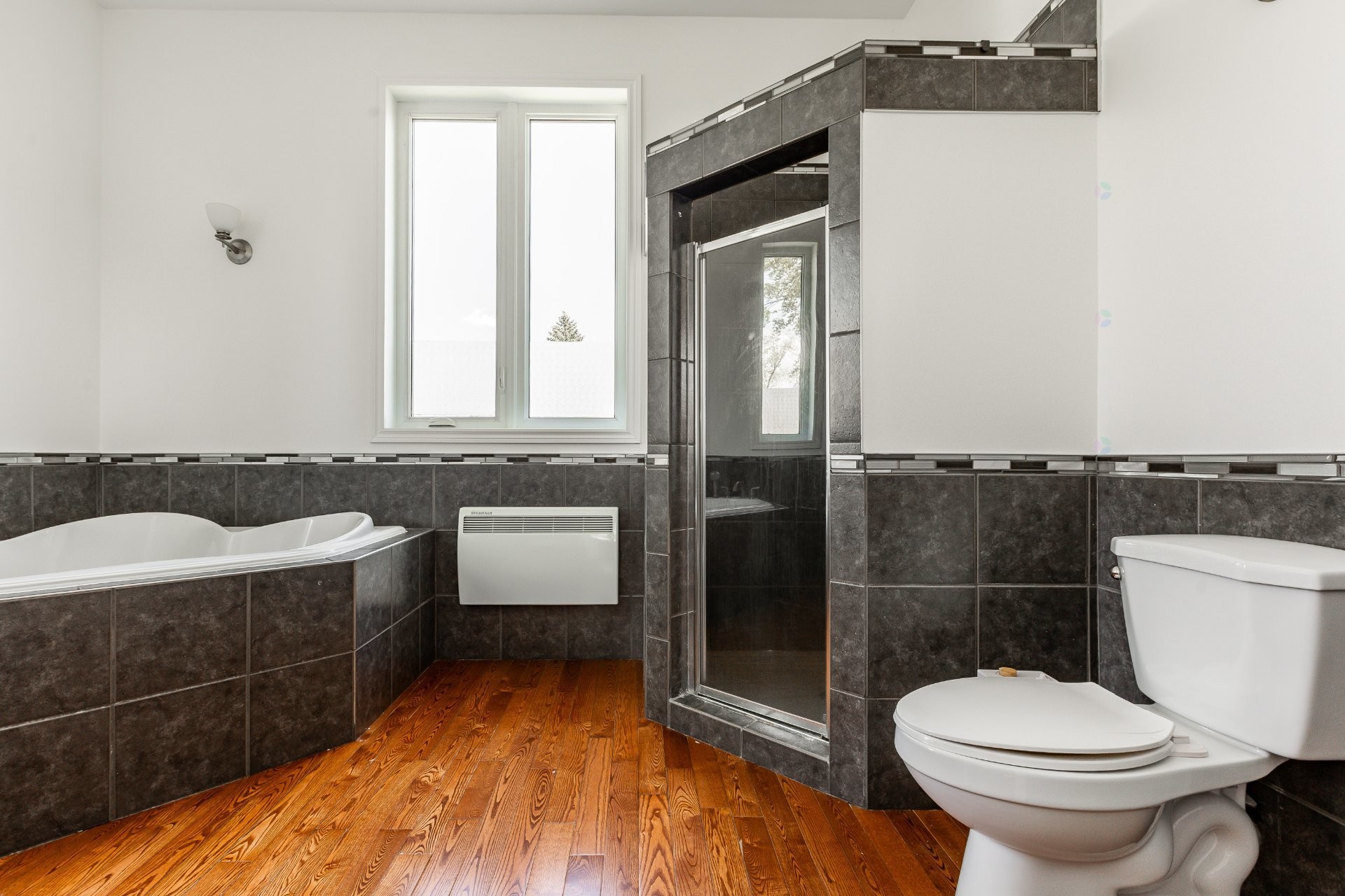 









70


Rue de la Loire

,
Repentigny (Repentigny),




QC
J6A5B3

