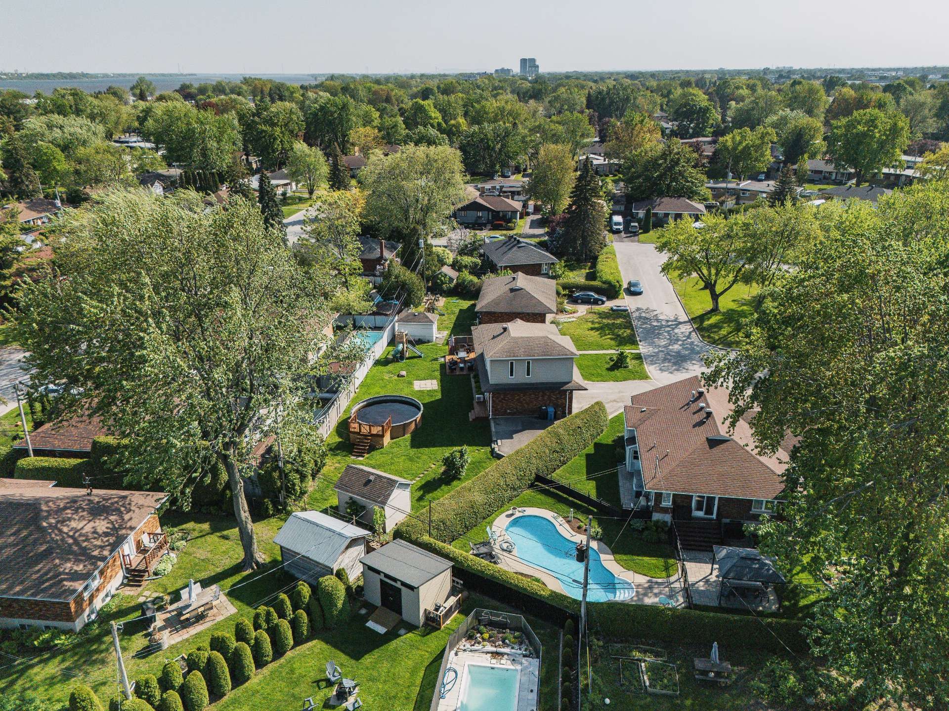 









70


Rue de la Loire

,
Repentigny (Repentigny),




QC
J6A5B3

