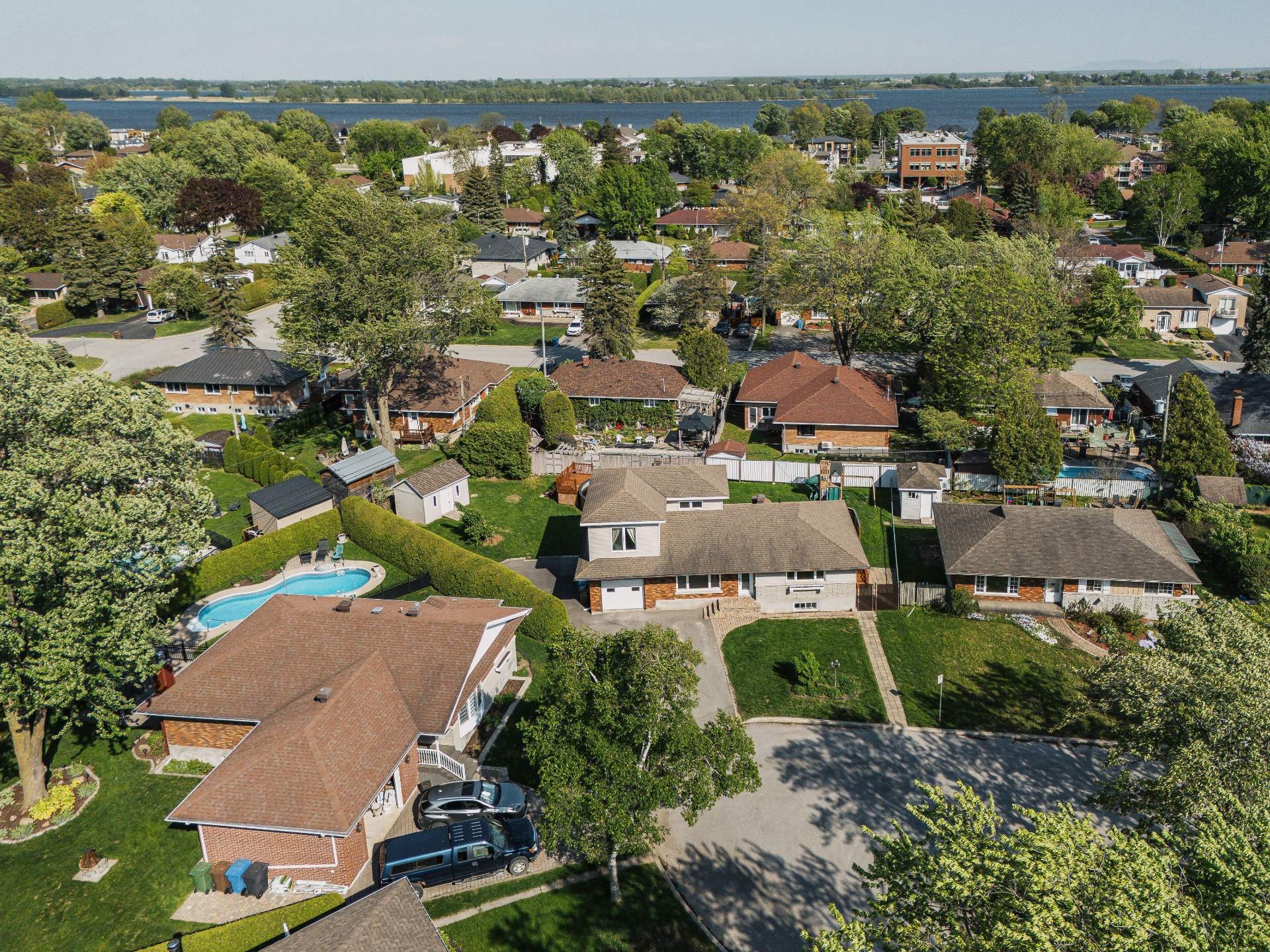 









70


Rue de la Loire

,
Repentigny (Repentigny),




QC
J6A5B3

