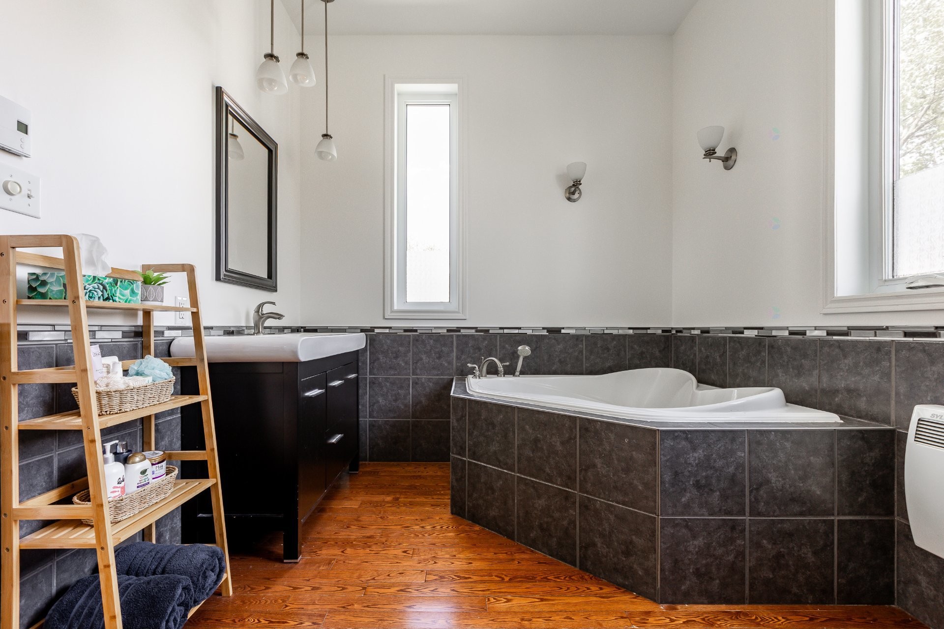 









70


Rue de la Loire

,
Repentigny (Repentigny),




QC
J6A5B3

