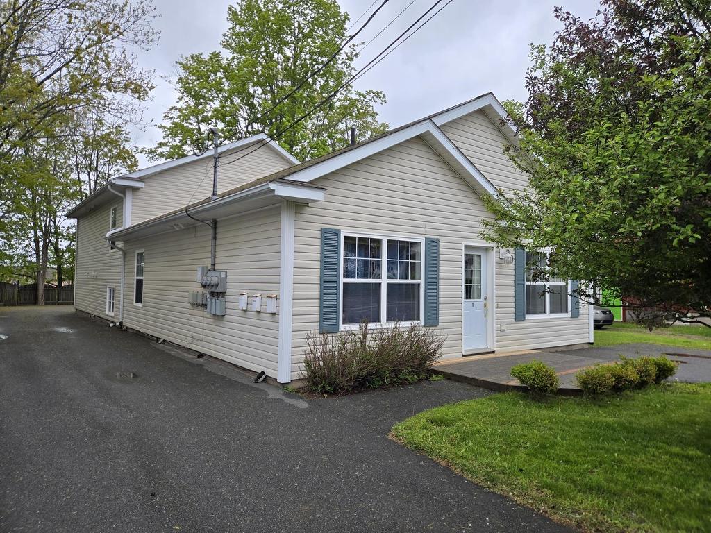 












99 Brunswick Street

,
Truro,




NS
B2N 2H3

