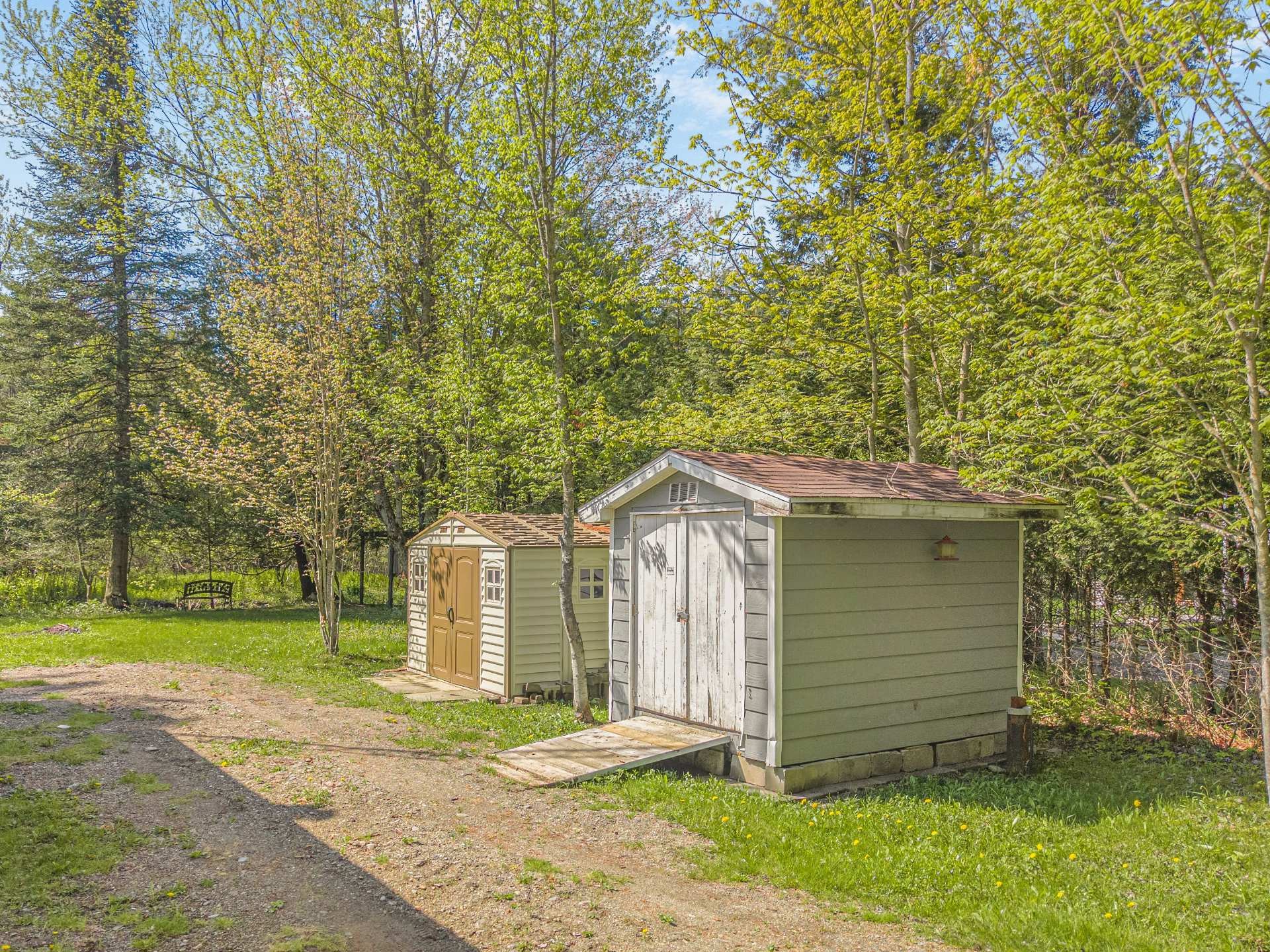 









120


Ch. Bernard

,
Bury,




QC
J0B1J0

