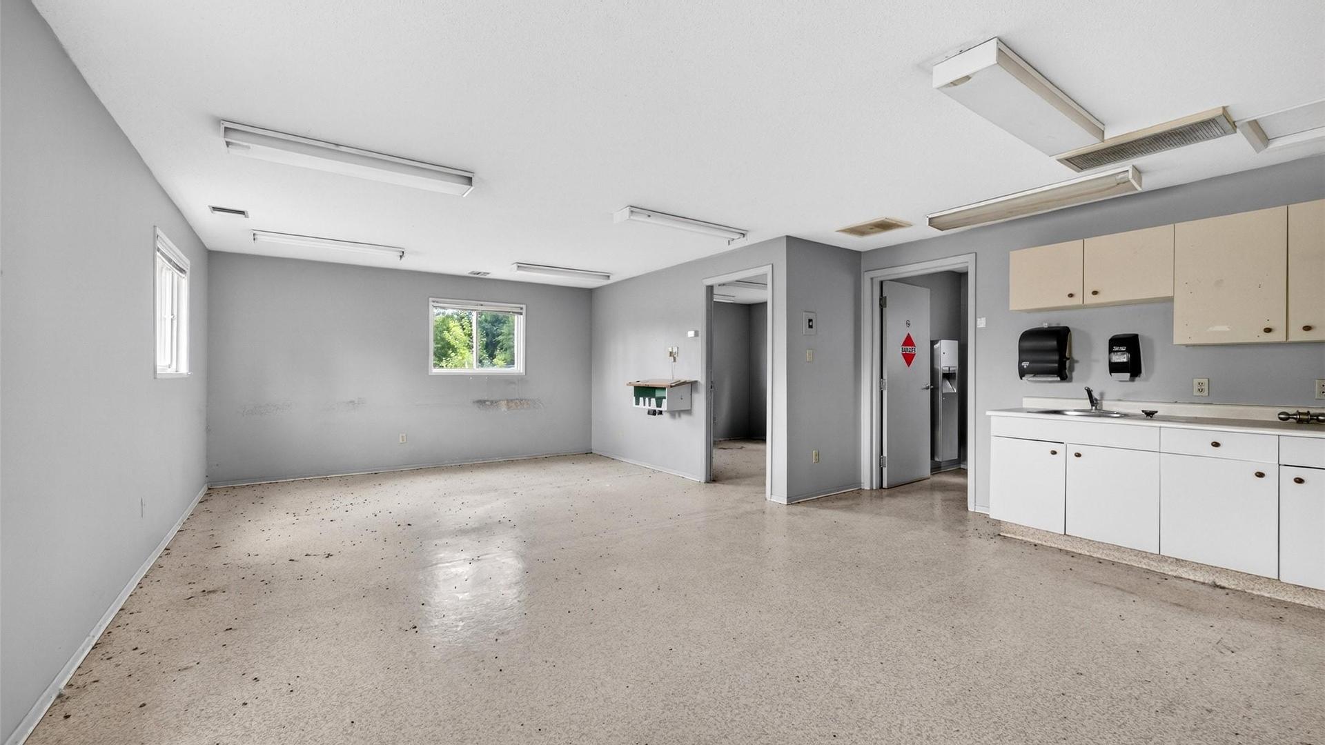 









4063


Express Point

Crescent,
Scotch Creek,




BC
V0E 1M5

