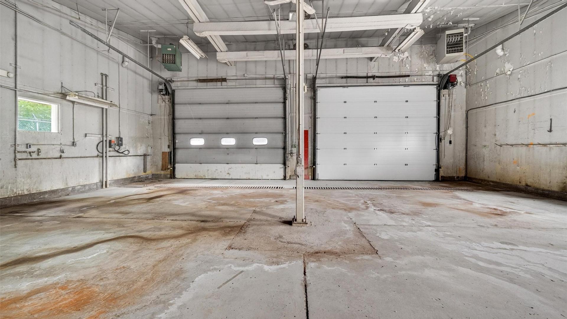 









4063


Express Point

Crescent,
Scotch Creek,




BC
V0E 1M5

