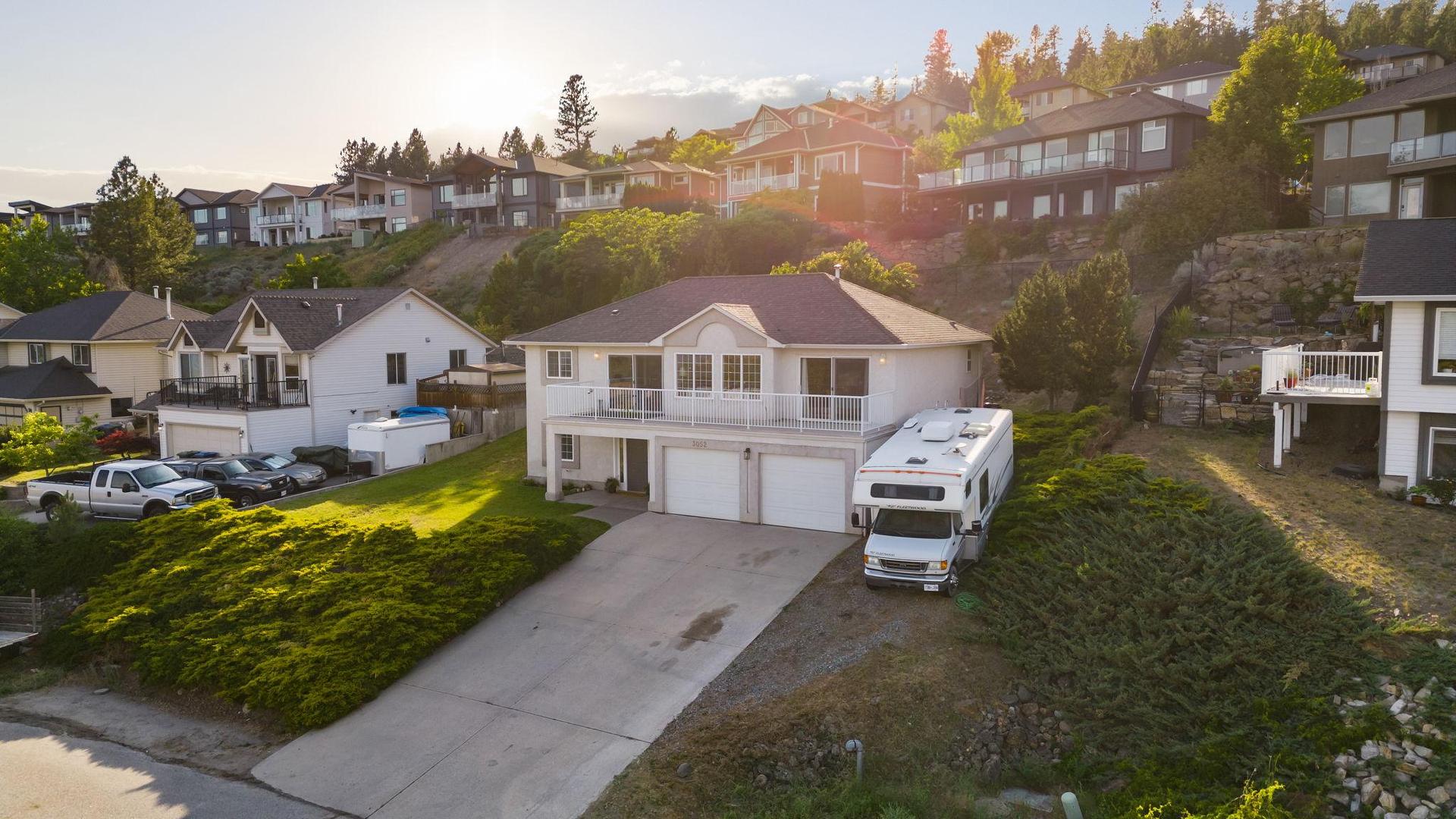 









3052


Ensign

Way,
West Kelowna,




BC
V4T 1V1

