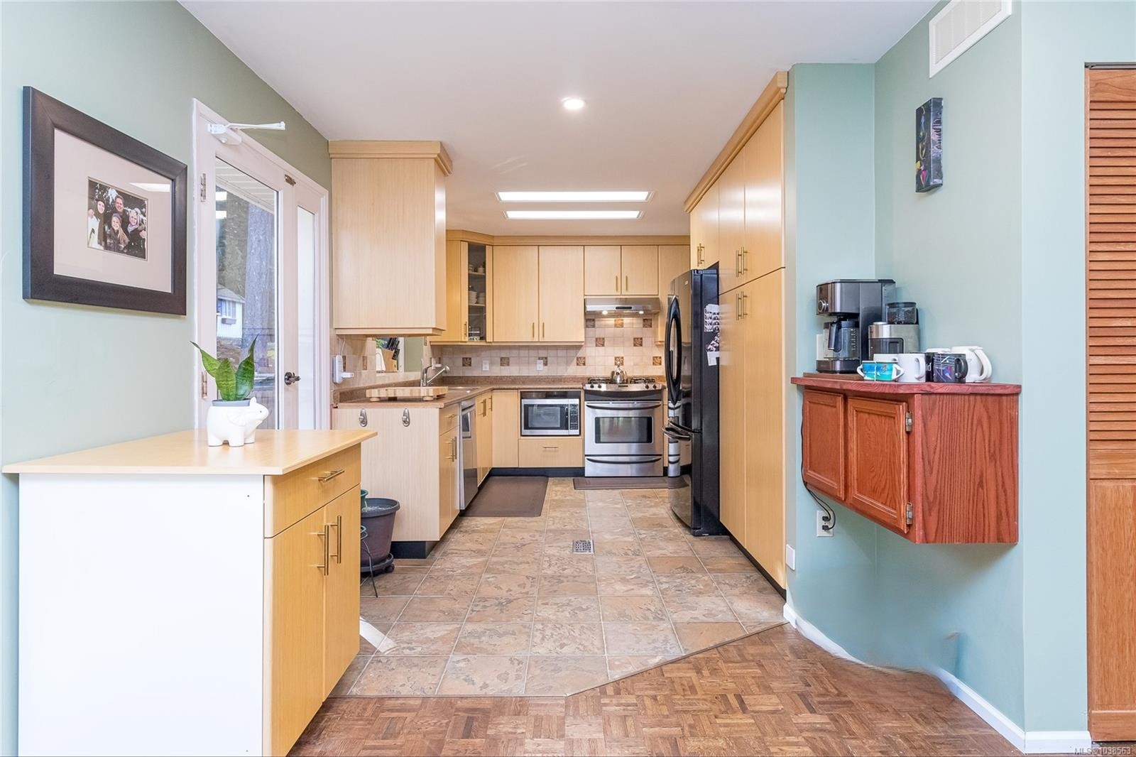 









1364


Kingsview

Rd,
Duncan,




BC
V9L 5P1

