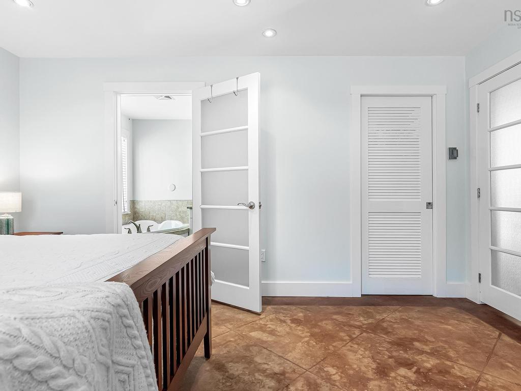












5 6 Safe Harbour Close

,
Deep Cove,




NS
B0J 1T0

