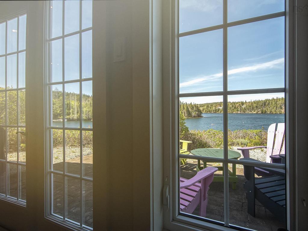 












5 6 Safe Harbour Close

,
Deep Cove,




NS
B0J 1T0

