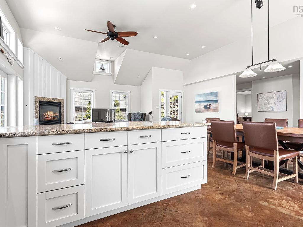 












5 6 Safe Harbour Close

,
Deep Cove,







NS
B0J 1T0

