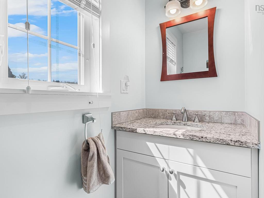 












5 6 Safe Harbour Close

,
Deep Cove,







NS
B0J 1T0

