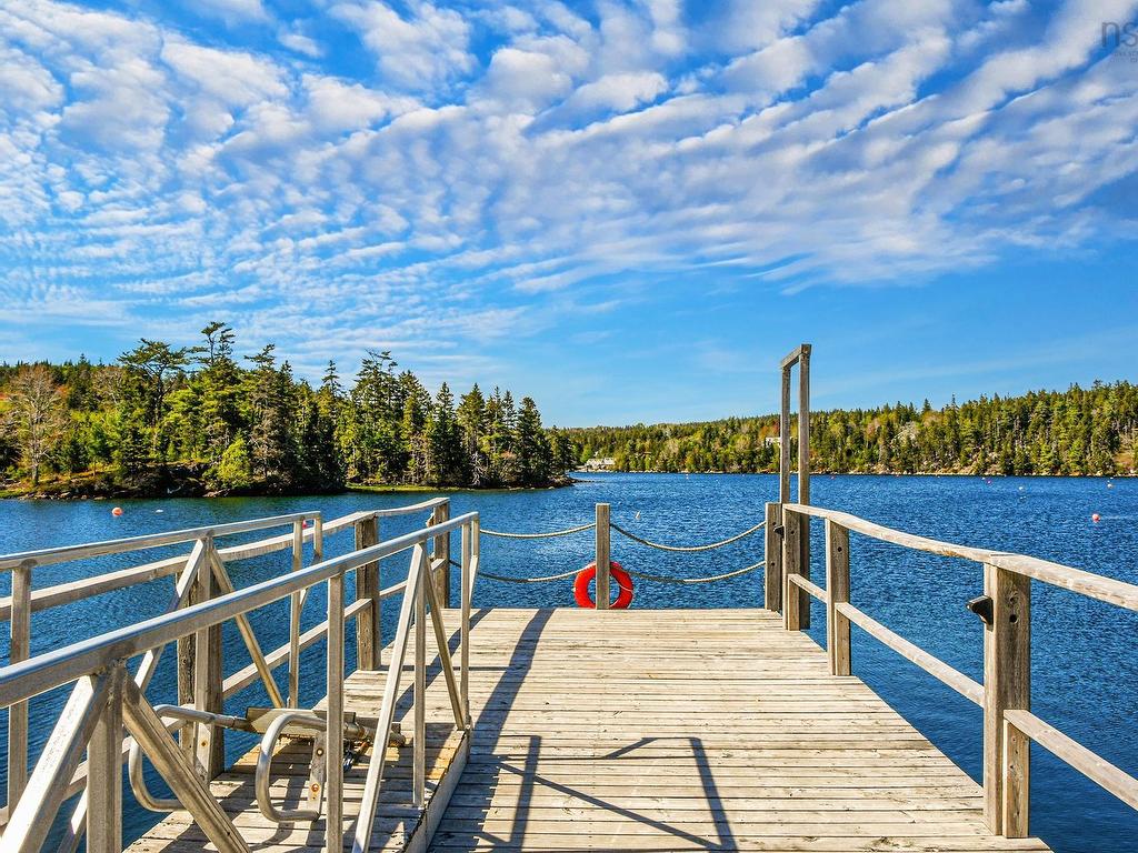












5 6 Safe Harbour Close

,
Deep Cove,







NS
B0J 1T0

