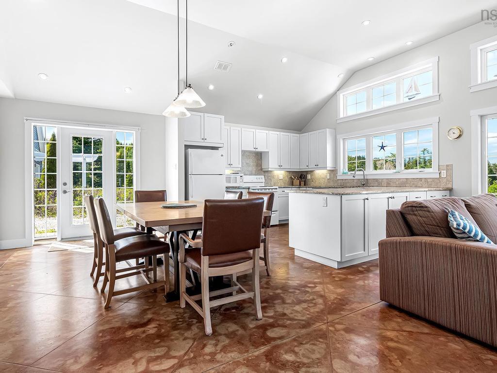 












5 6 Safe Harbour Close

,
Deep Cove,







NS
B0J 1T0

