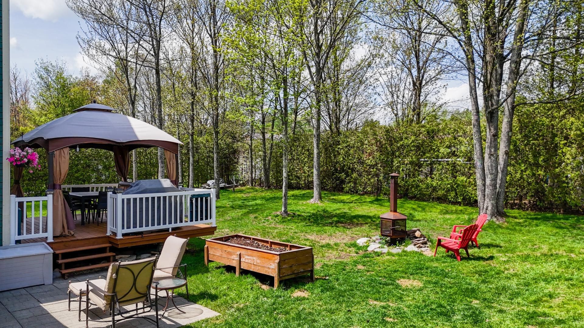 









82


Rue Goudreau

,
Magog,




QC
J1X5T1

