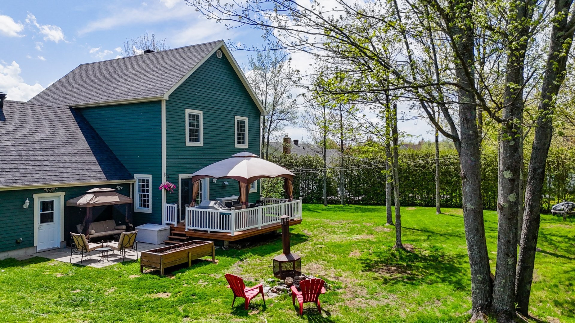 









82


Rue Goudreau

,
Magog,




QC
J1X5T1

