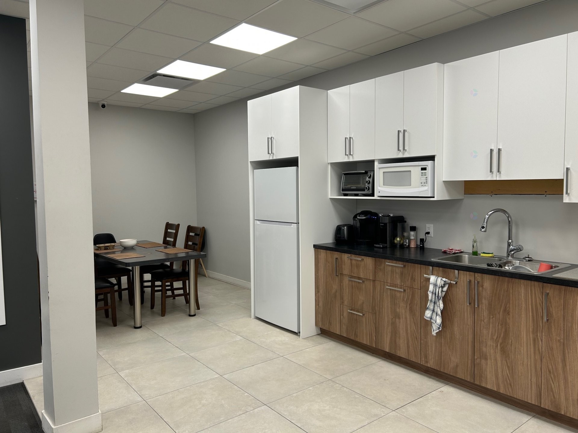 









42

 - 44


Rue de la Petite-Noraie

,
Saint-Charles-Borromée,




QC
J6A2A1

