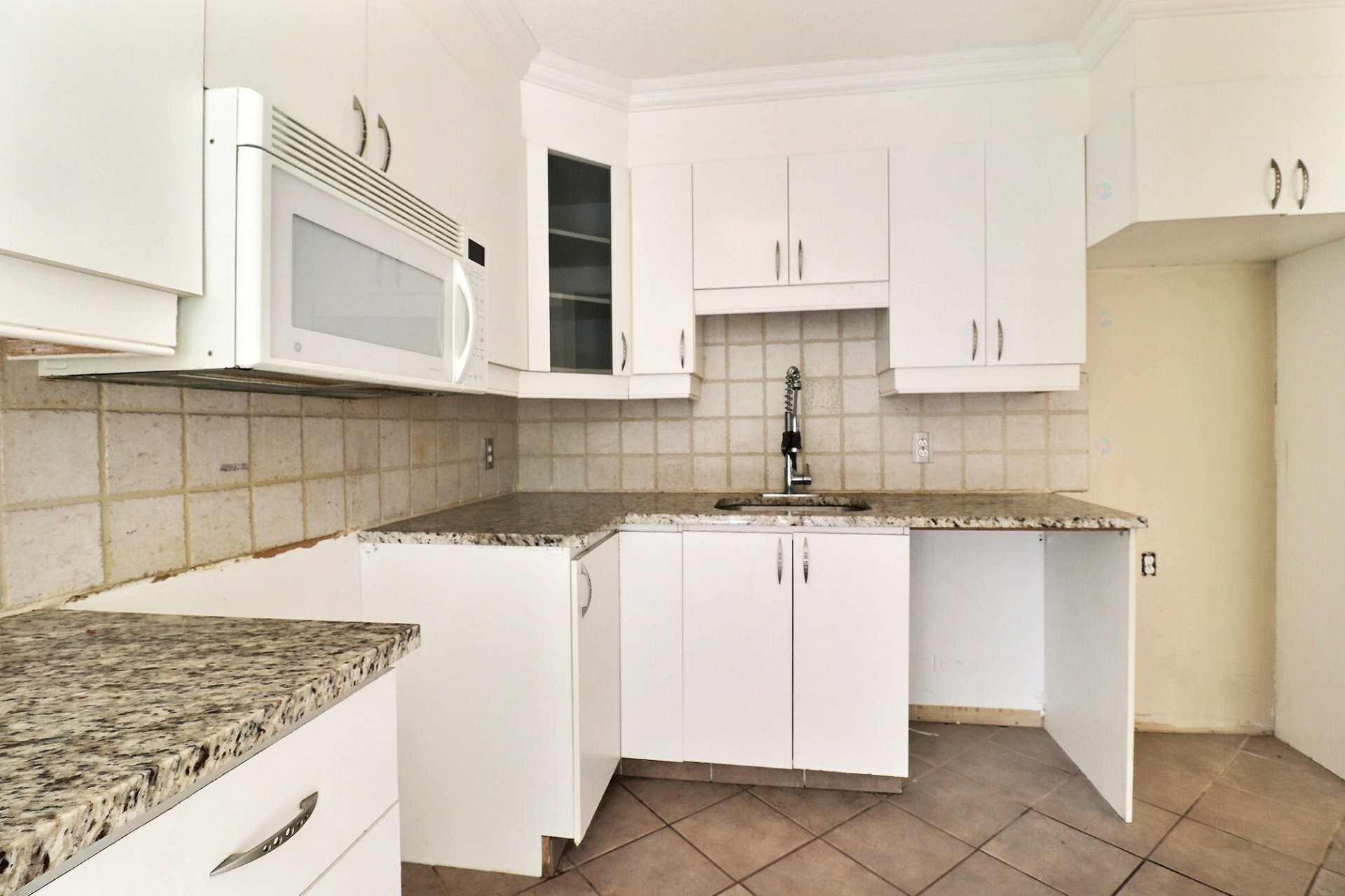 









68


Rue Martineau

,
Gatineau (Gatineau),




QC
J8P7Y9

