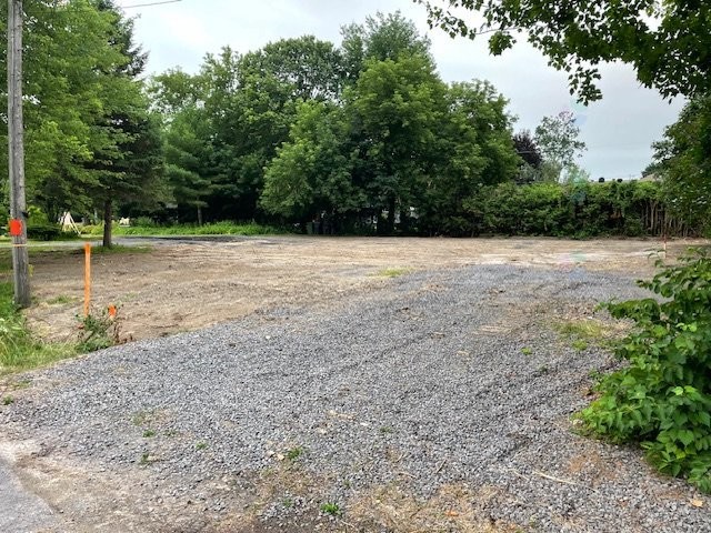 












Rue Dupuis

,
Saint-Jean-sur-Richelieu,







QC
J2W2A9

