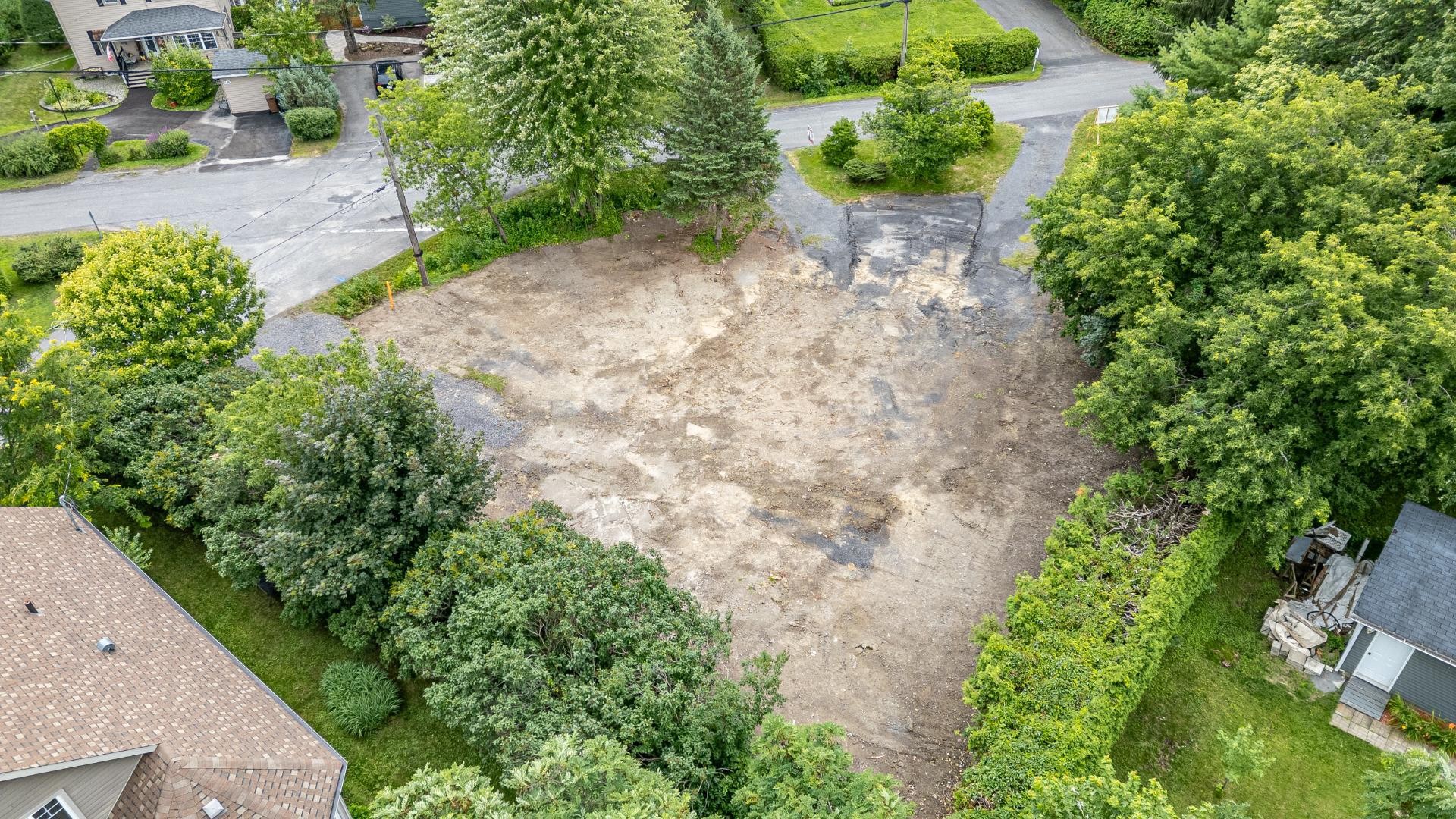 












Rue Dupuis

,
Saint-Jean-sur-Richelieu,







QC
J2W2A9


