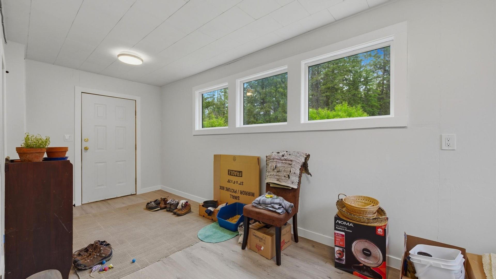 









1394


6

Highway,
Cherryville,




BC
V0E 2G1

