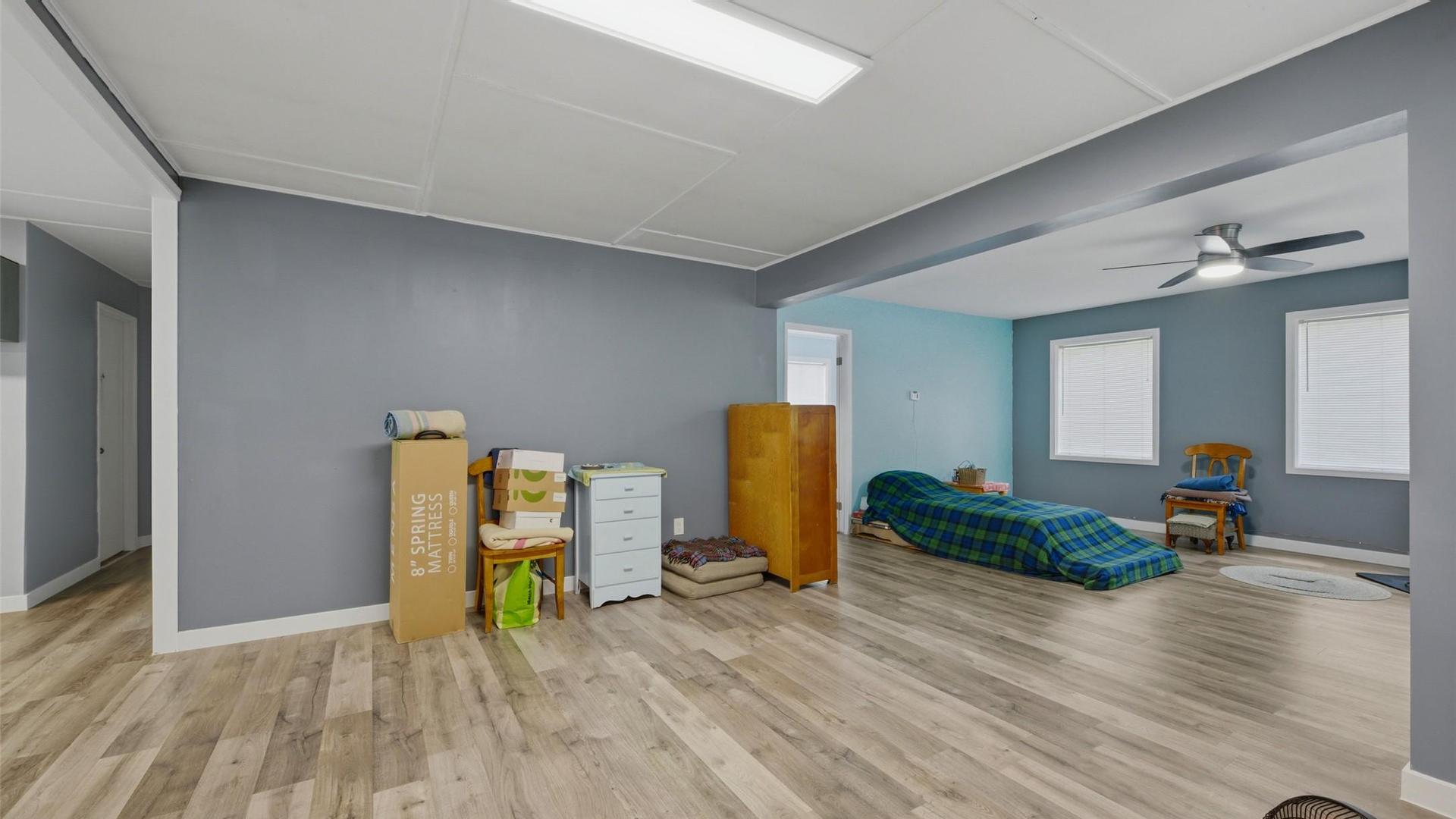









1394


6

Highway,
Cherryville,




BC
V0E 2G1


