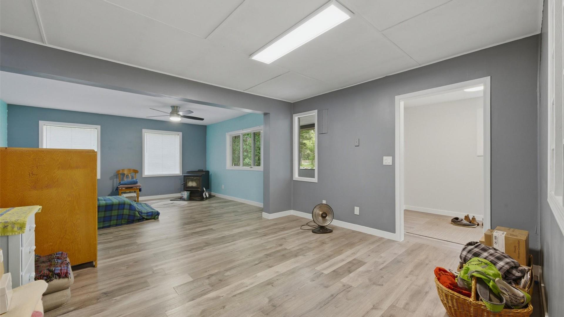 









1394


6

Highway,
Cherryville,




BC
V0E 2G1


