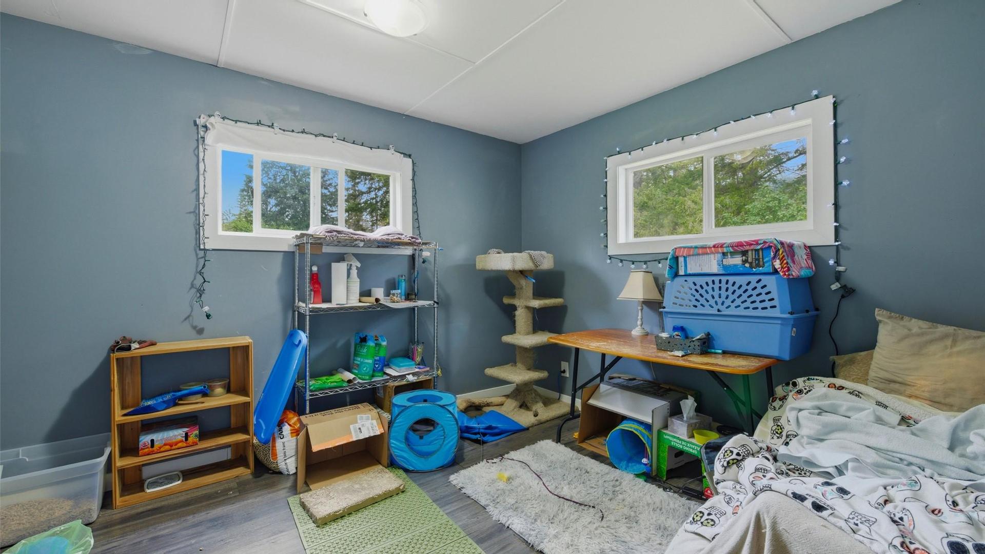 









1394


6

Highway,
Cherryville,




BC
V0E 2G1

