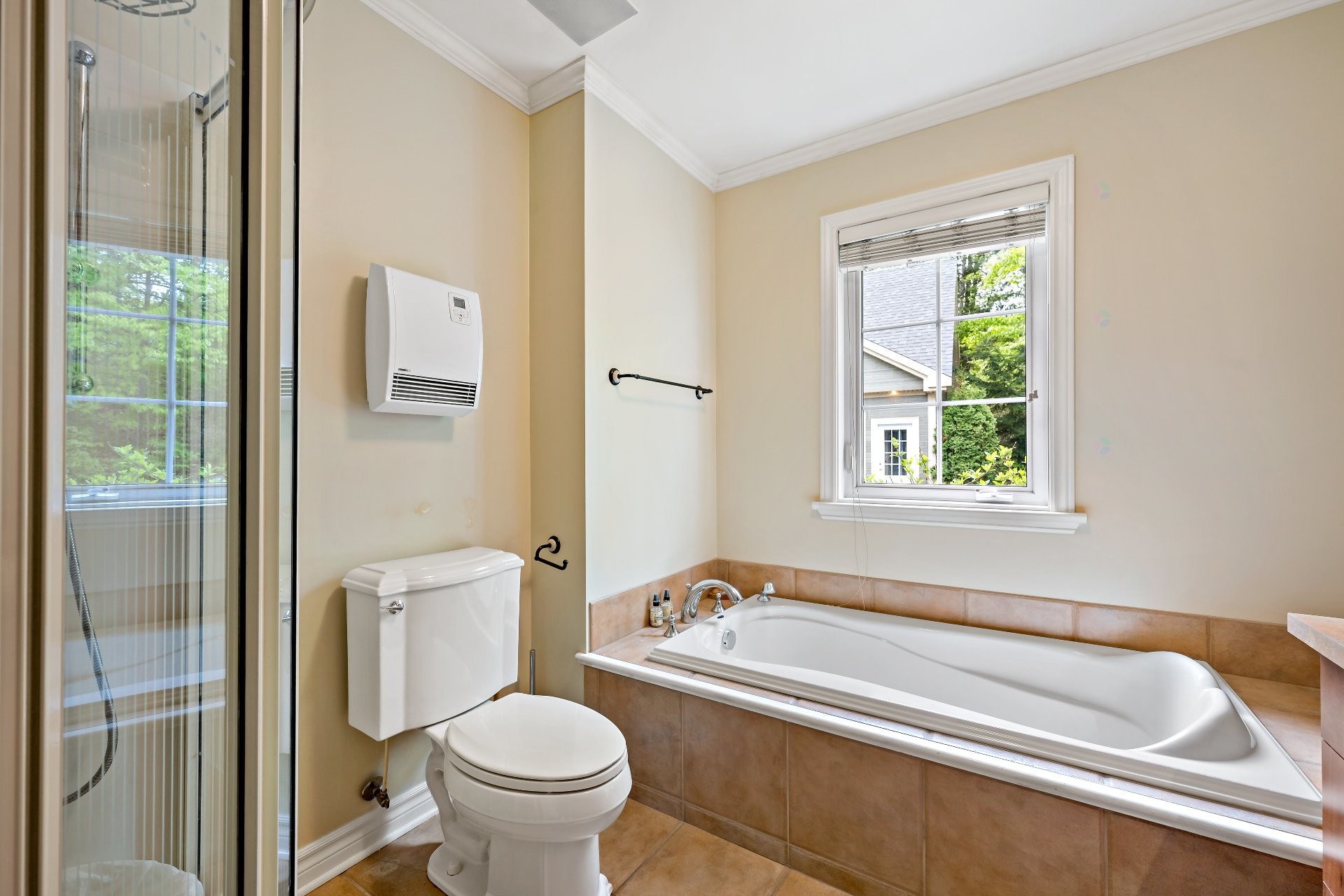 









1320


Rue de la Baie

,
Chertsey,




QC
J0K3K0

