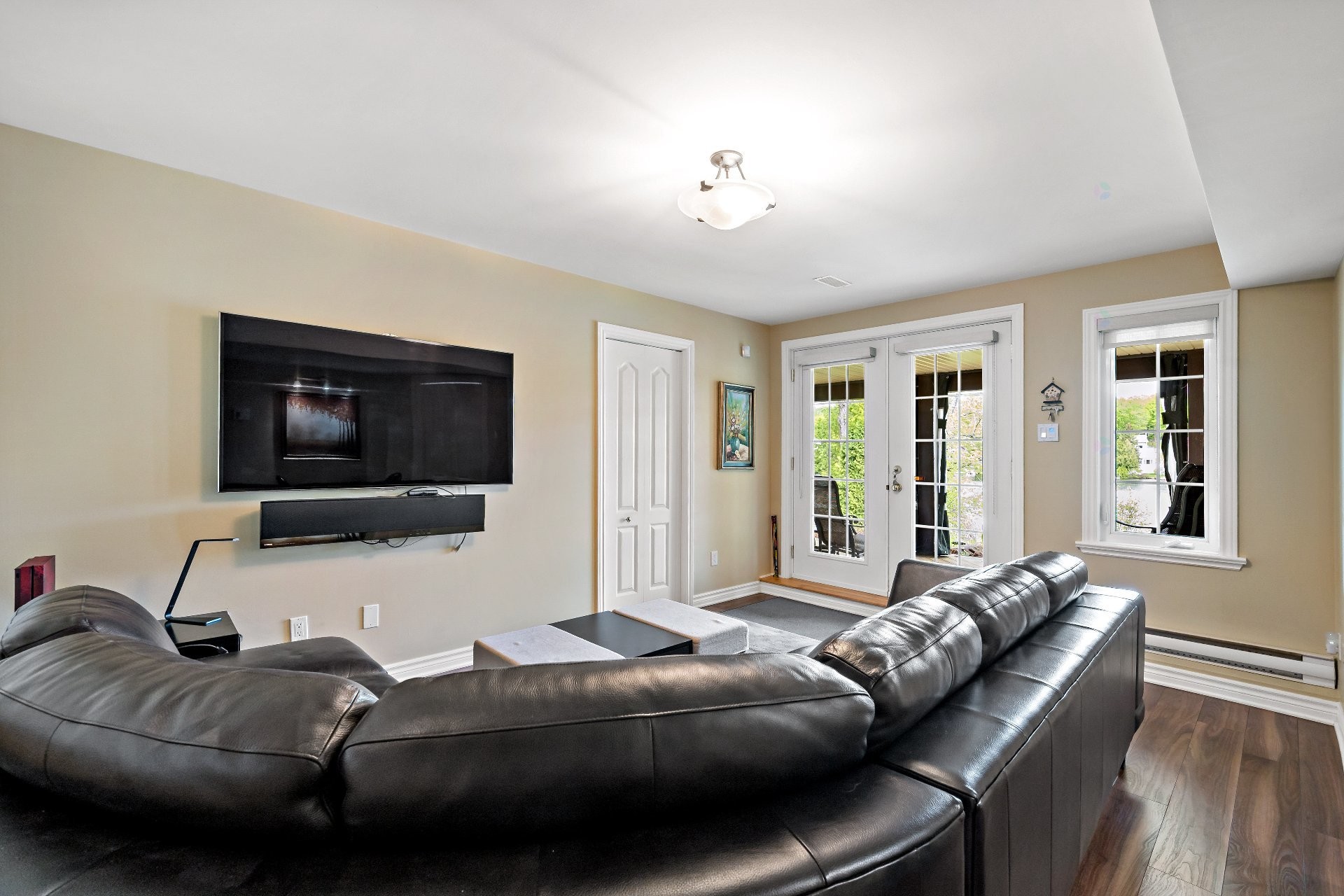 









1320


Rue de la Baie

,
Chertsey,




QC
J0K3K0

