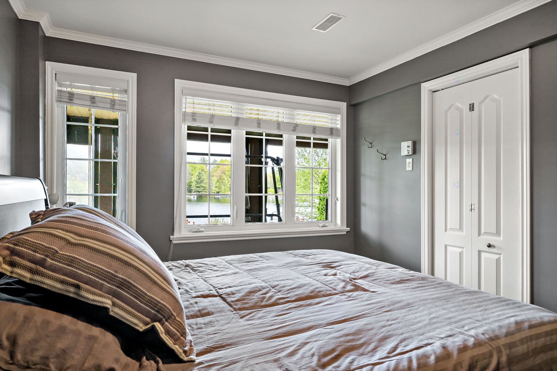 









1320


Rue de la Baie

,
Chertsey,




QC
J0K3K0


