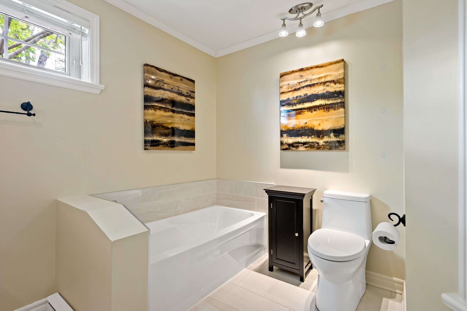 









1320


Rue de la Baie

,
Chertsey,




QC
J0K3K0

