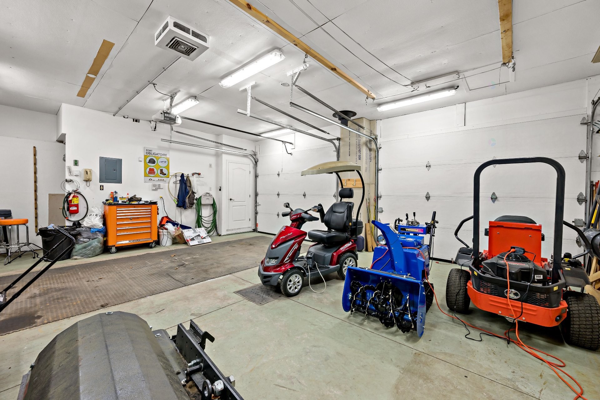 









1320


Rue de la Baie

,
Chertsey,




QC
J0K3K0

