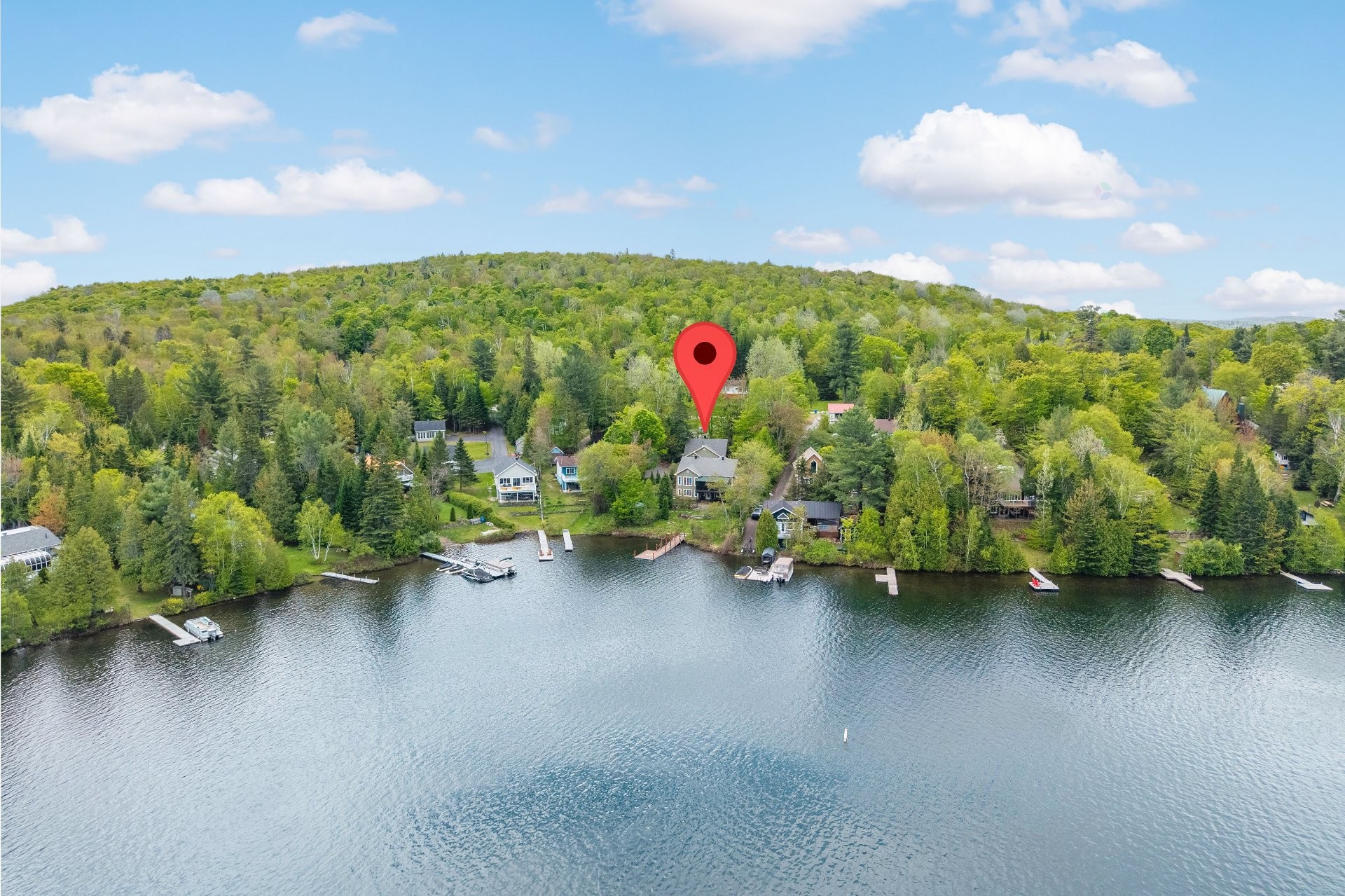 









1320


Rue de la Baie

,
Chertsey,




QC
J0K3K0

