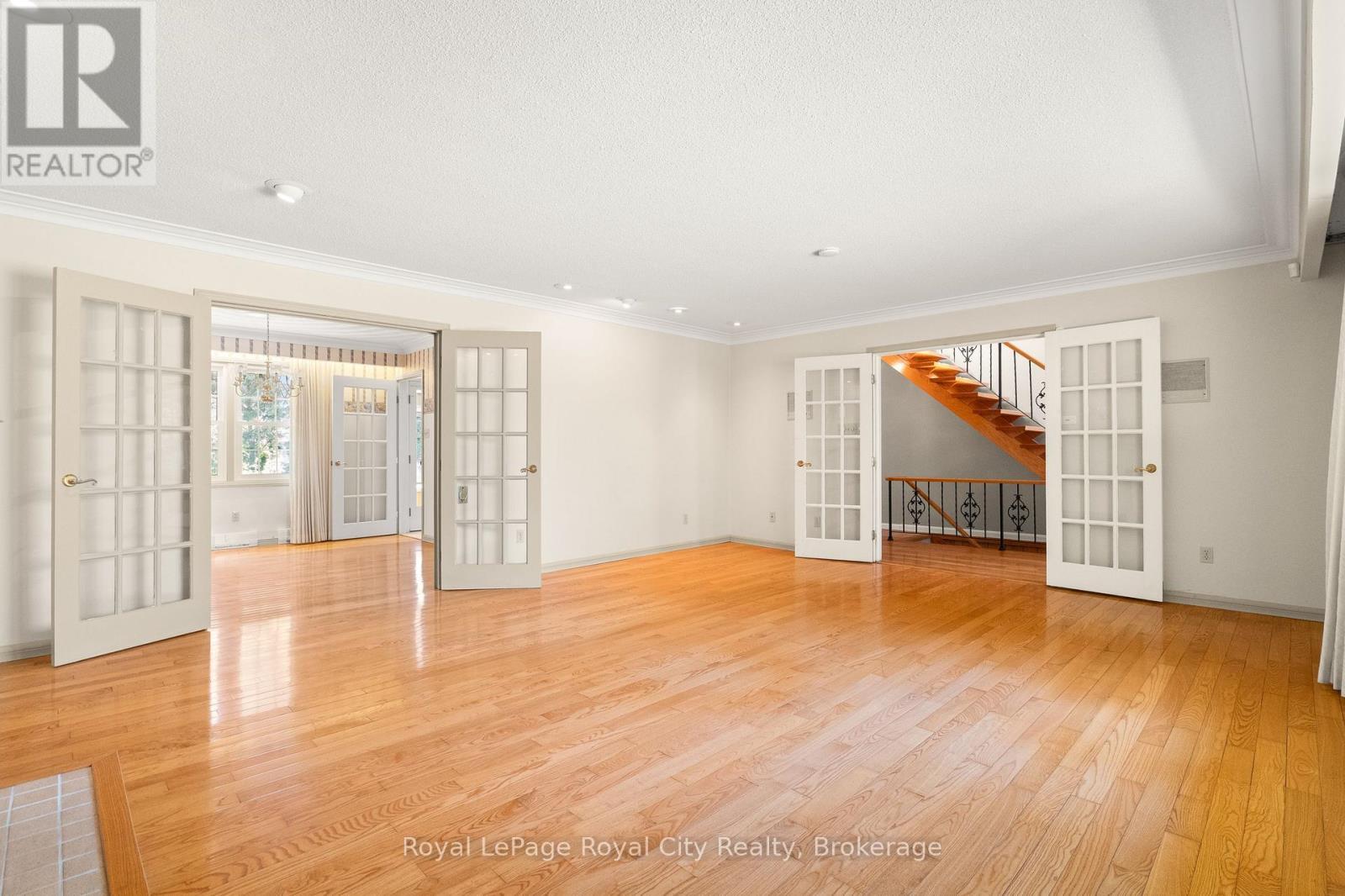 












5660 FIFTH LINE

,
Guelph/Eramosa,




Ontario
N0B2K0

