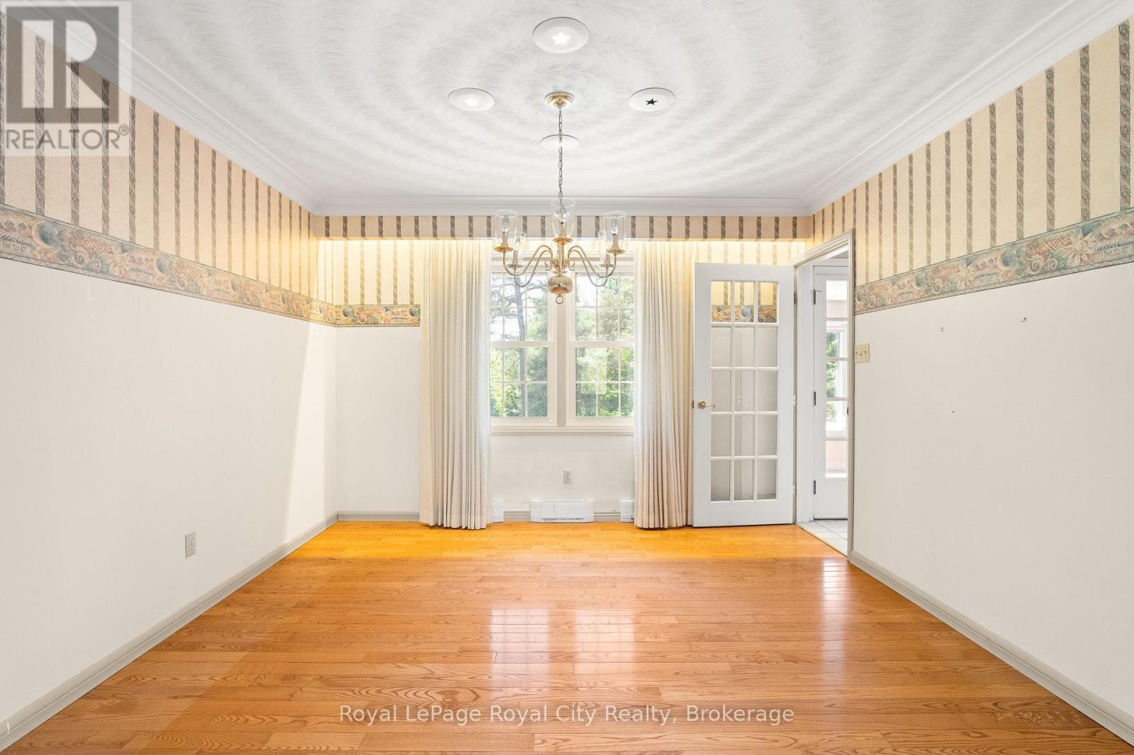












5660 FIFTH LINE

,
Guelph/Eramosa,




Ontario
N0B2K0

