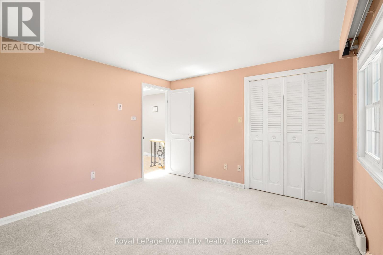 












5660 FIFTH LINE

,
Guelph/Eramosa,




Ontario
N0B2K0

