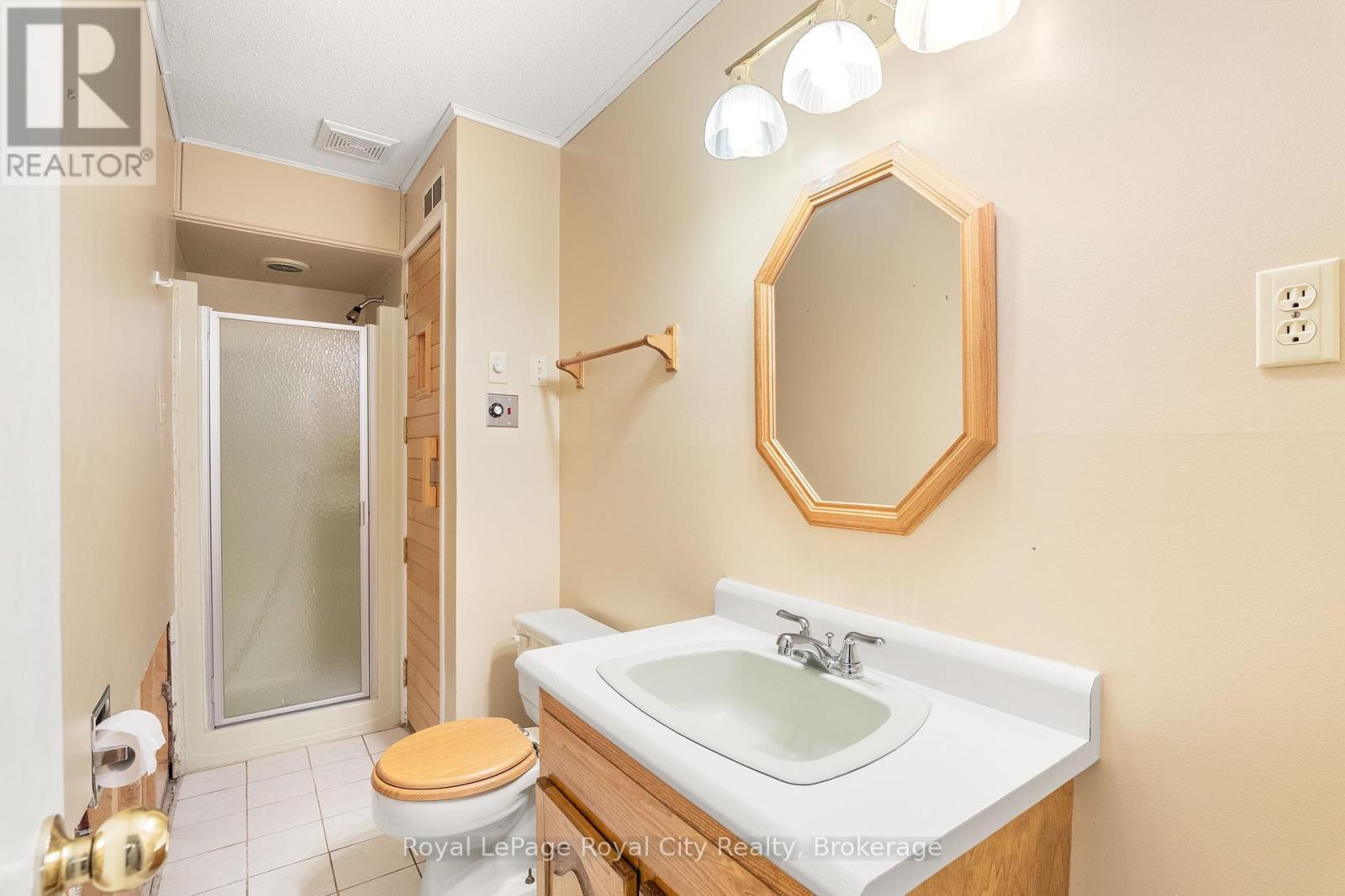 












5660 FIFTH LINE

,
Guelph/Eramosa,




Ontario
N0B2K0

