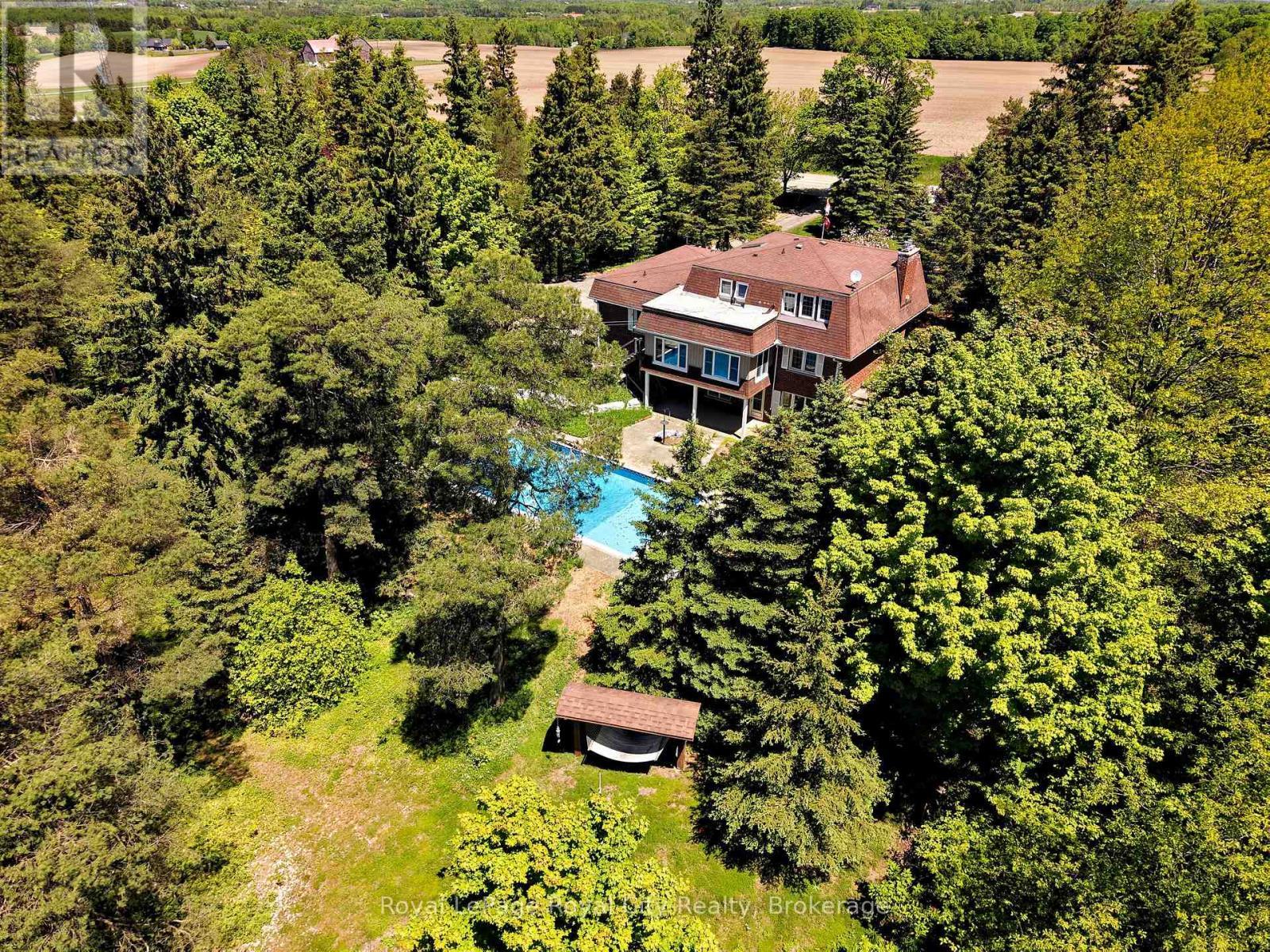 












5660 FIFTH LINE

,
Guelph/Eramosa,




Ontario
N0B2K0

