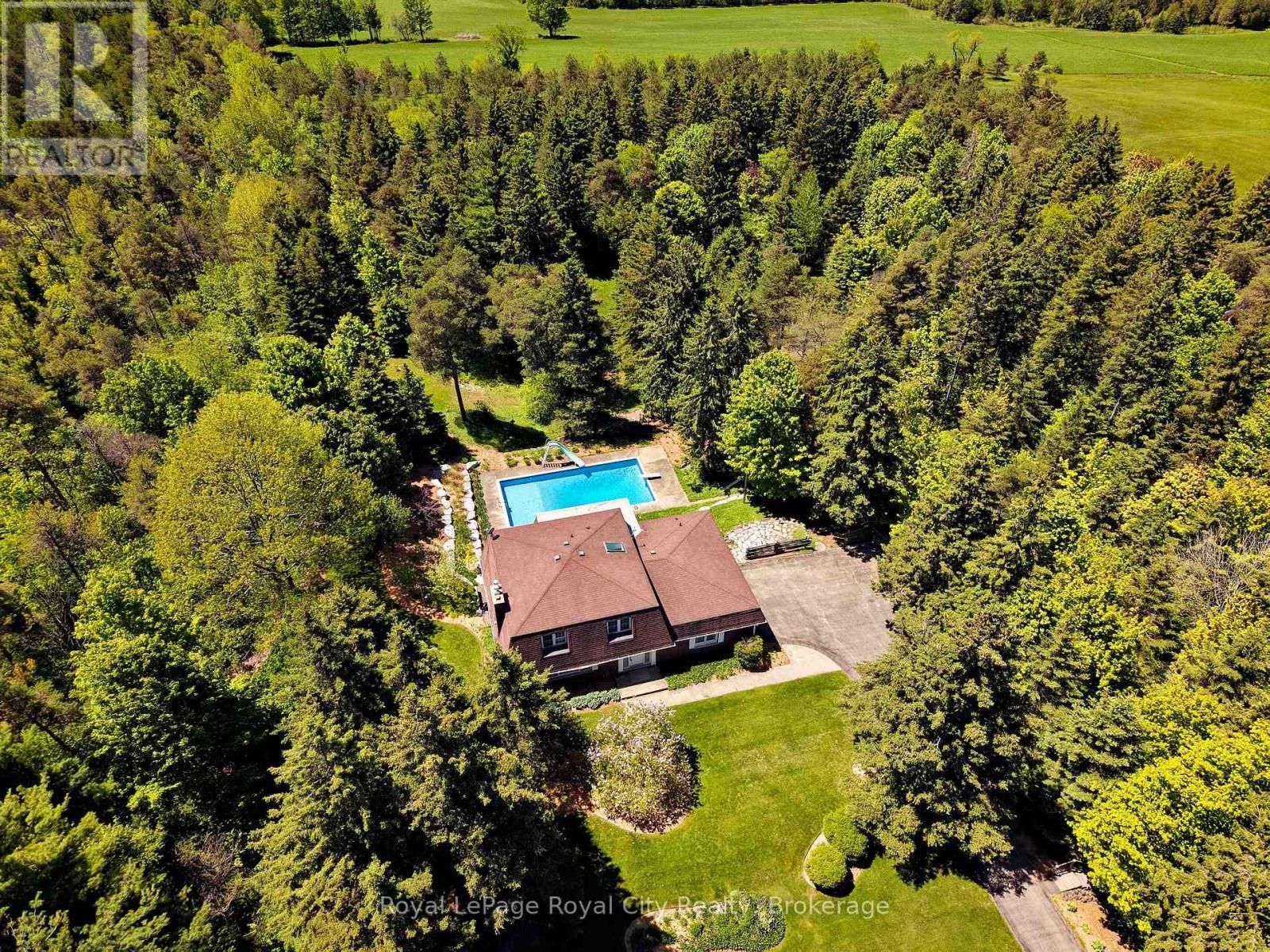 












5660 FIFTH LINE

,
Guelph/Eramosa,




Ontario
N0B2K0

