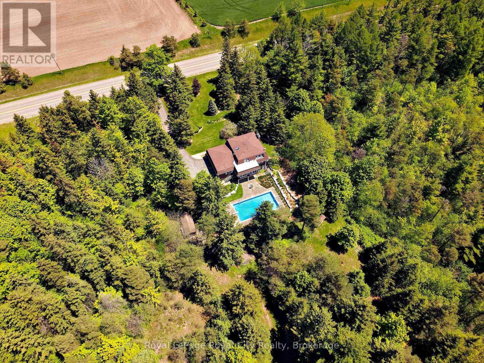 












5660 FIFTH LINE

,
Guelph/Eramosa,




Ontario
N0B2K0

