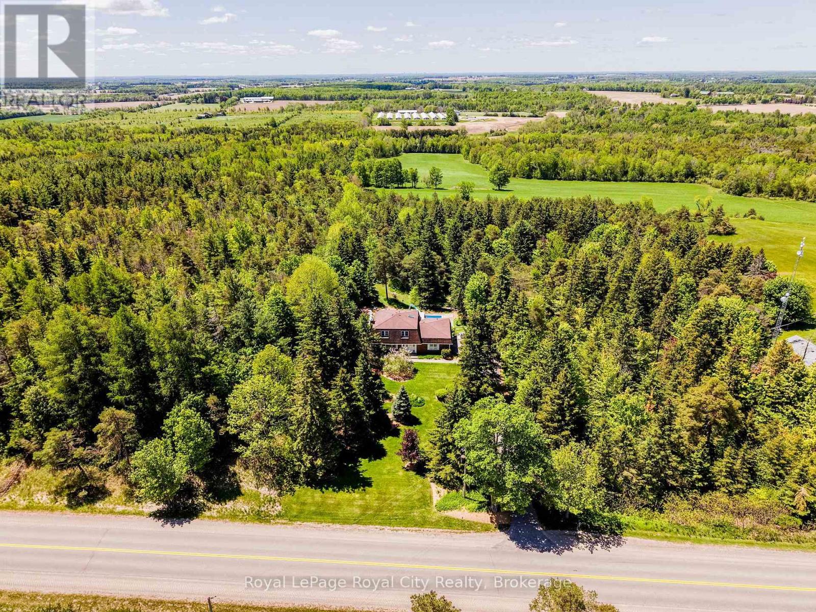 












5660 FIFTH LINE

,
Guelph/Eramosa,




Ontario
N0B2K0

