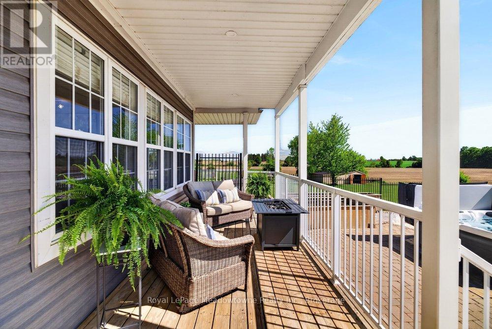 












6750 BEATTY LINE N

,
Centre Wellington,




Ontario
N1M2W3

