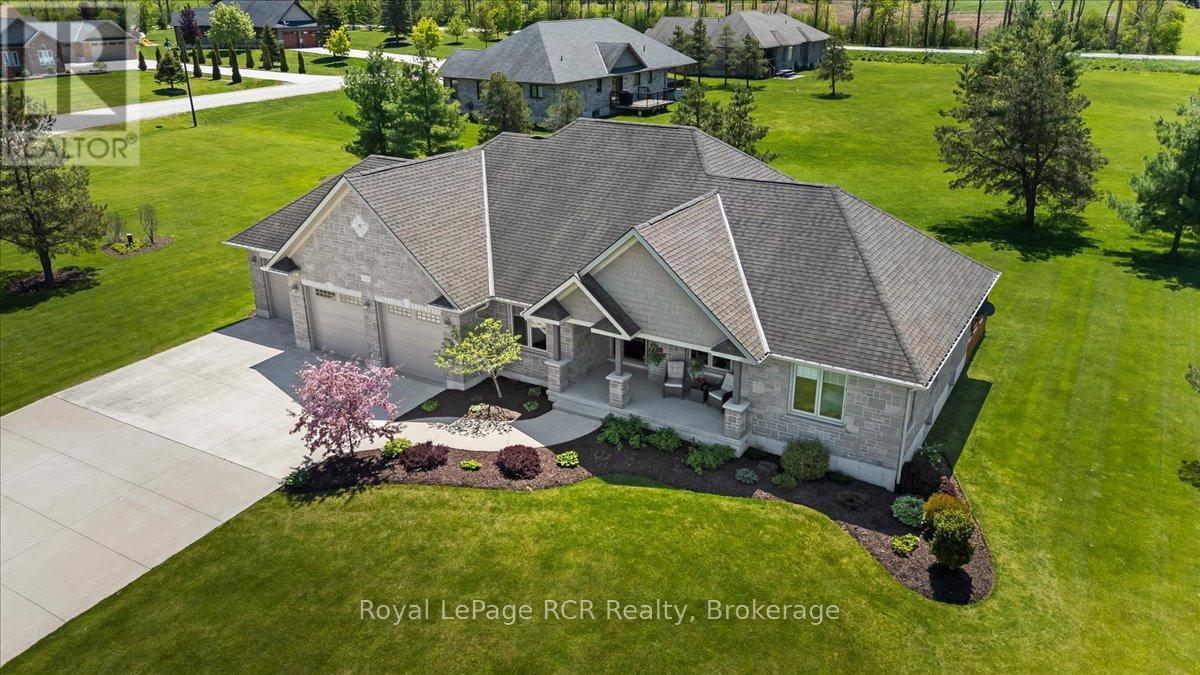 












108 MARSHALL HEIGHTS

,
West Grey,




Ontario
N0G1R0

